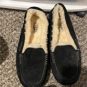 UGG Women's Black and Cream Slippers